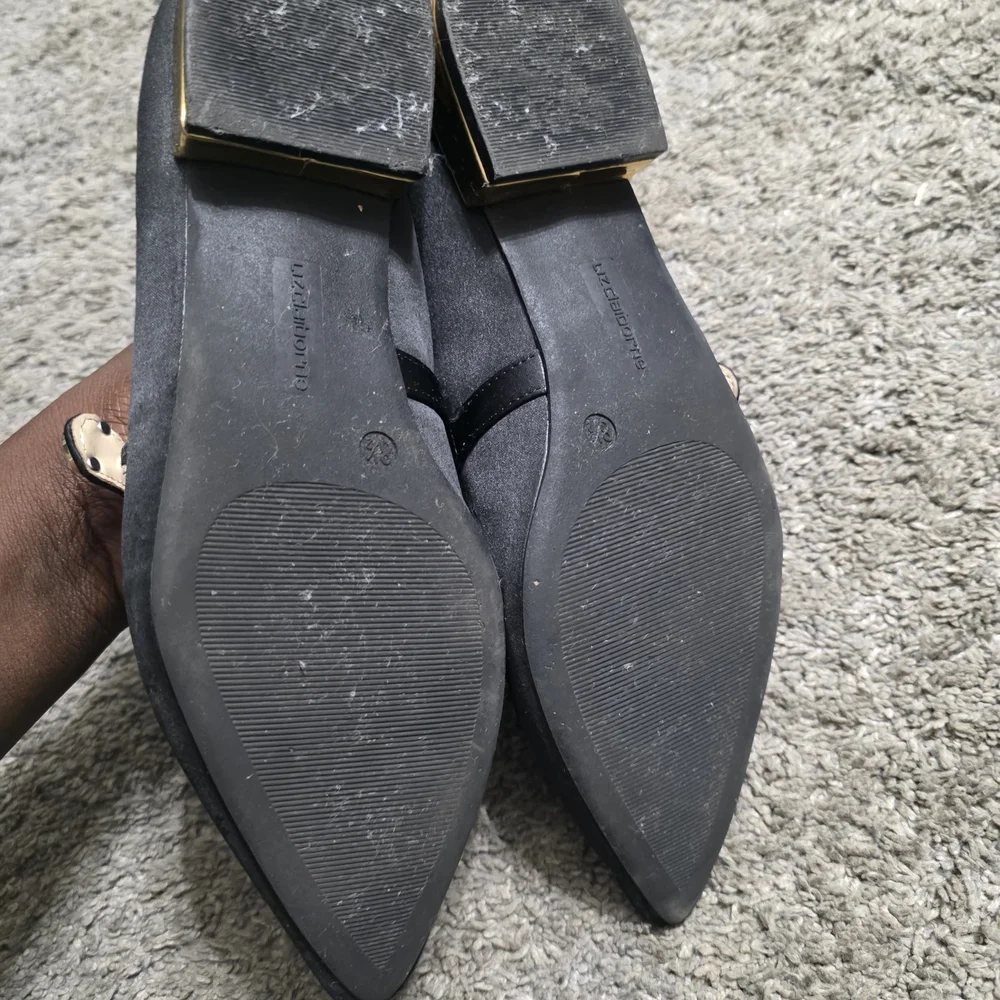 Liz Claiborn Black Slip-On Shoes